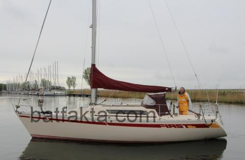 Beneteau First 30 E recensioner och tekniska specifikationer